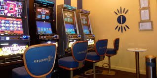 Pengguna Indonesia meninjau syarat bonus